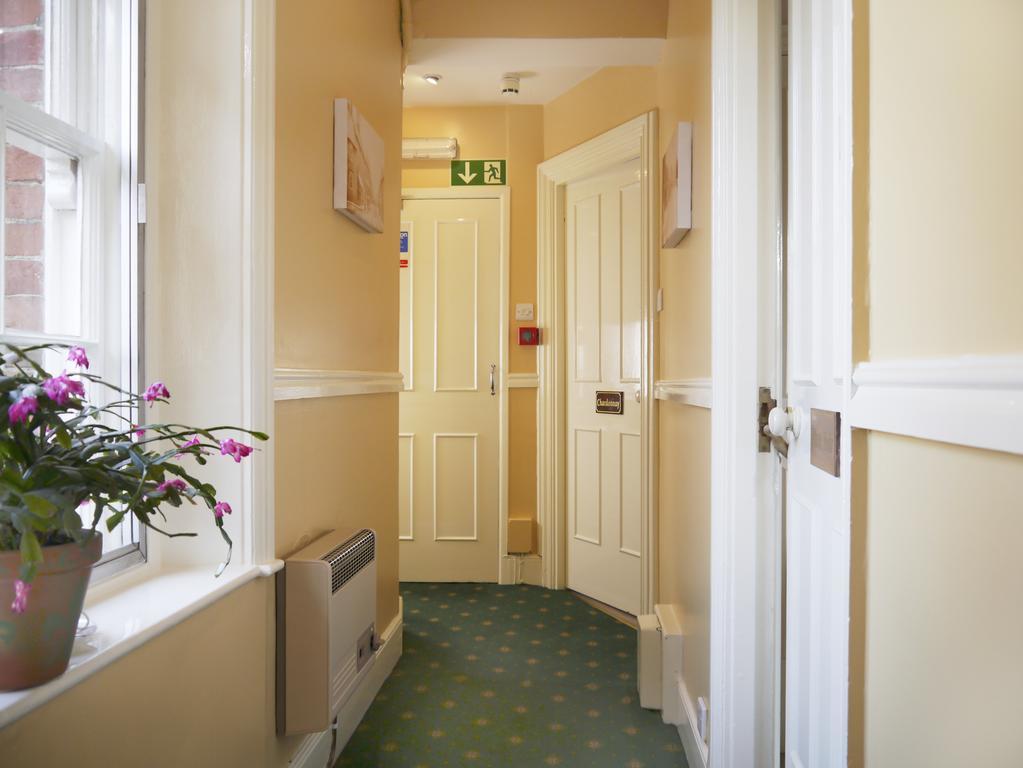 La Fleur De Lys Hotel Shaftesbury Exterior photo